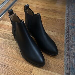 Nisolo Chelsea boots